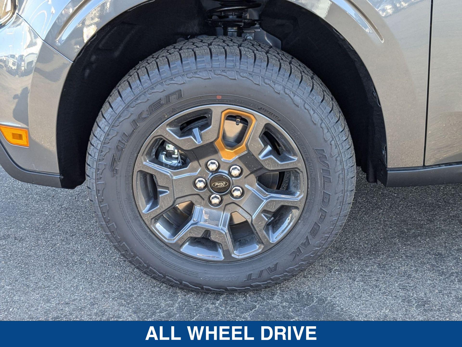 2024 Ford Maverick Lariat Tremor Advanced - Photo 9