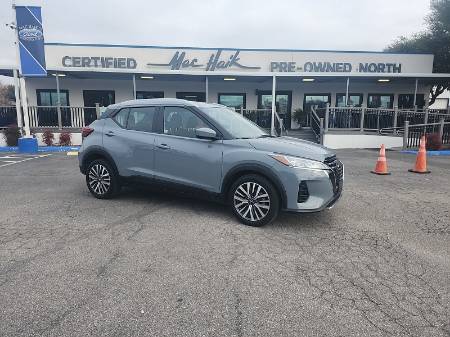 2022 Nissan Kicks SV