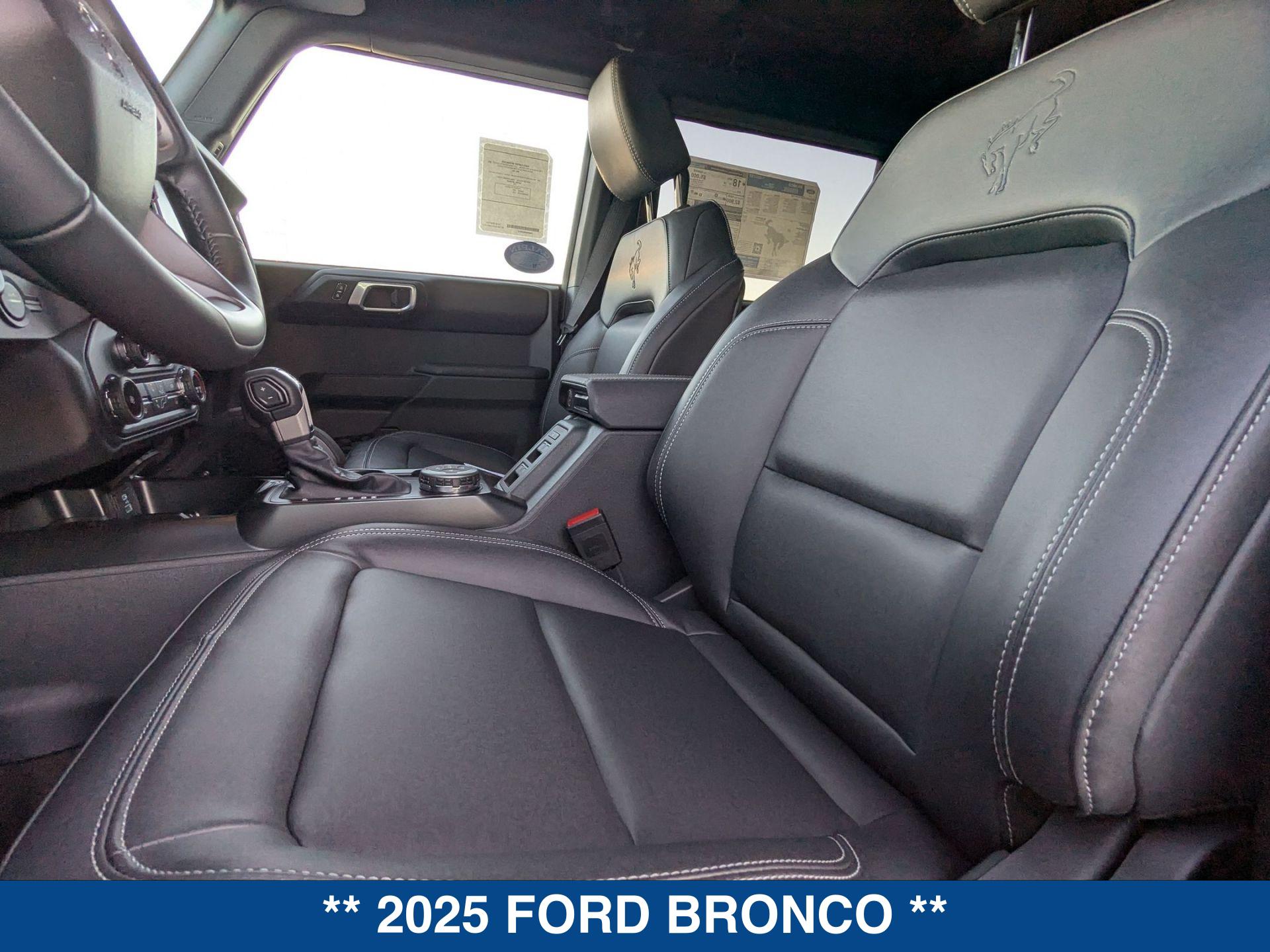 2025 Ford Bronco 4-Door Badlands - Photo 13