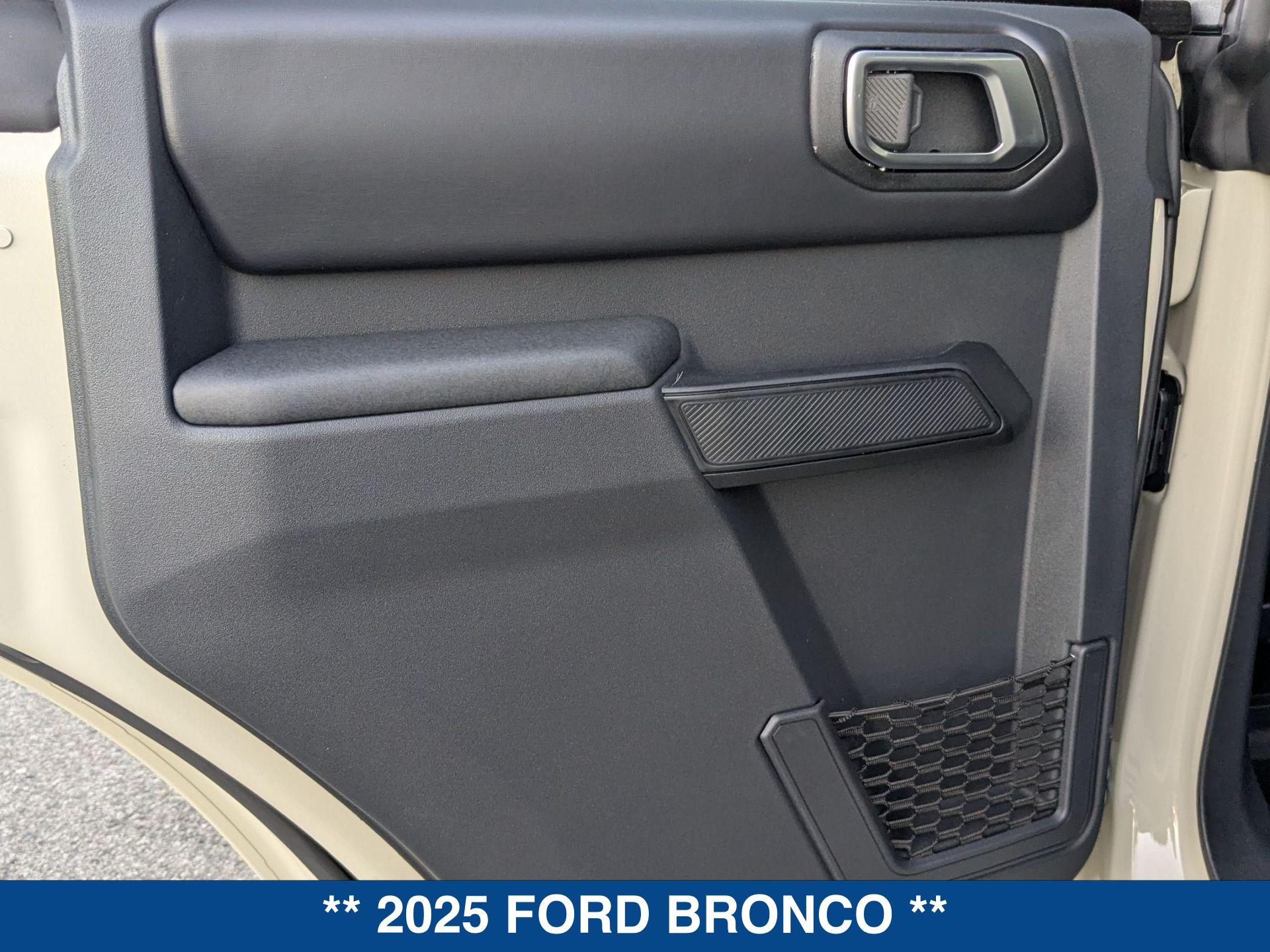 2025 Ford Bronco 4-Door Badlands - Photo 20