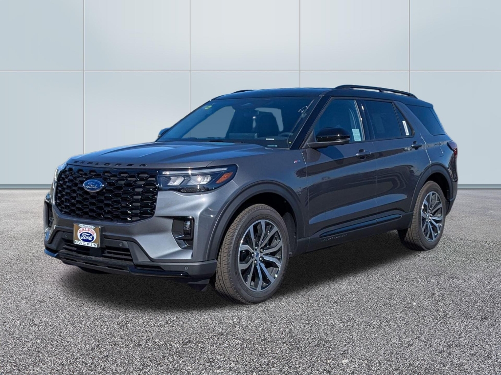 2025 Ford Explorer ST Line