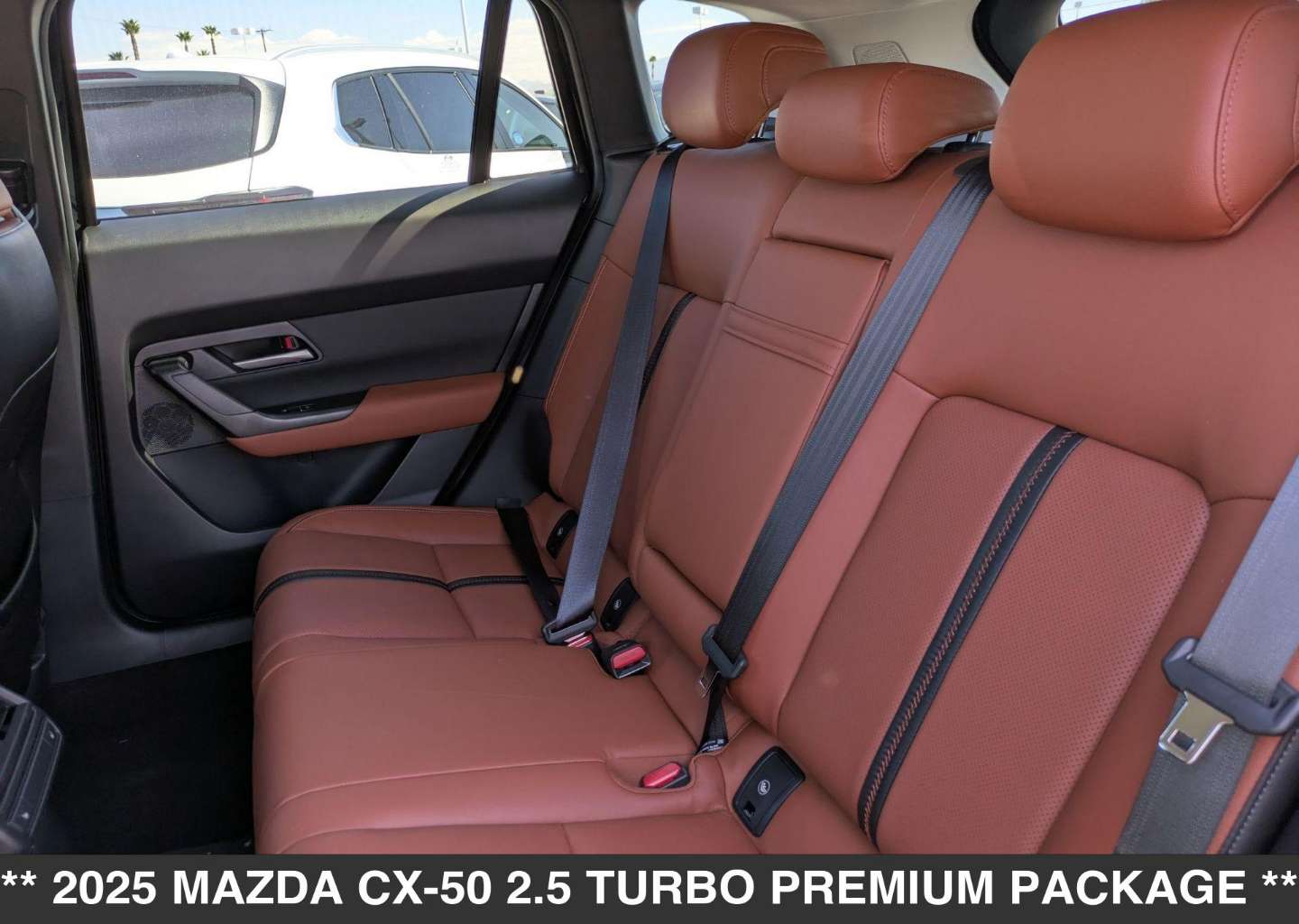 2025 Mazda CX-50 Premium - Photo 12