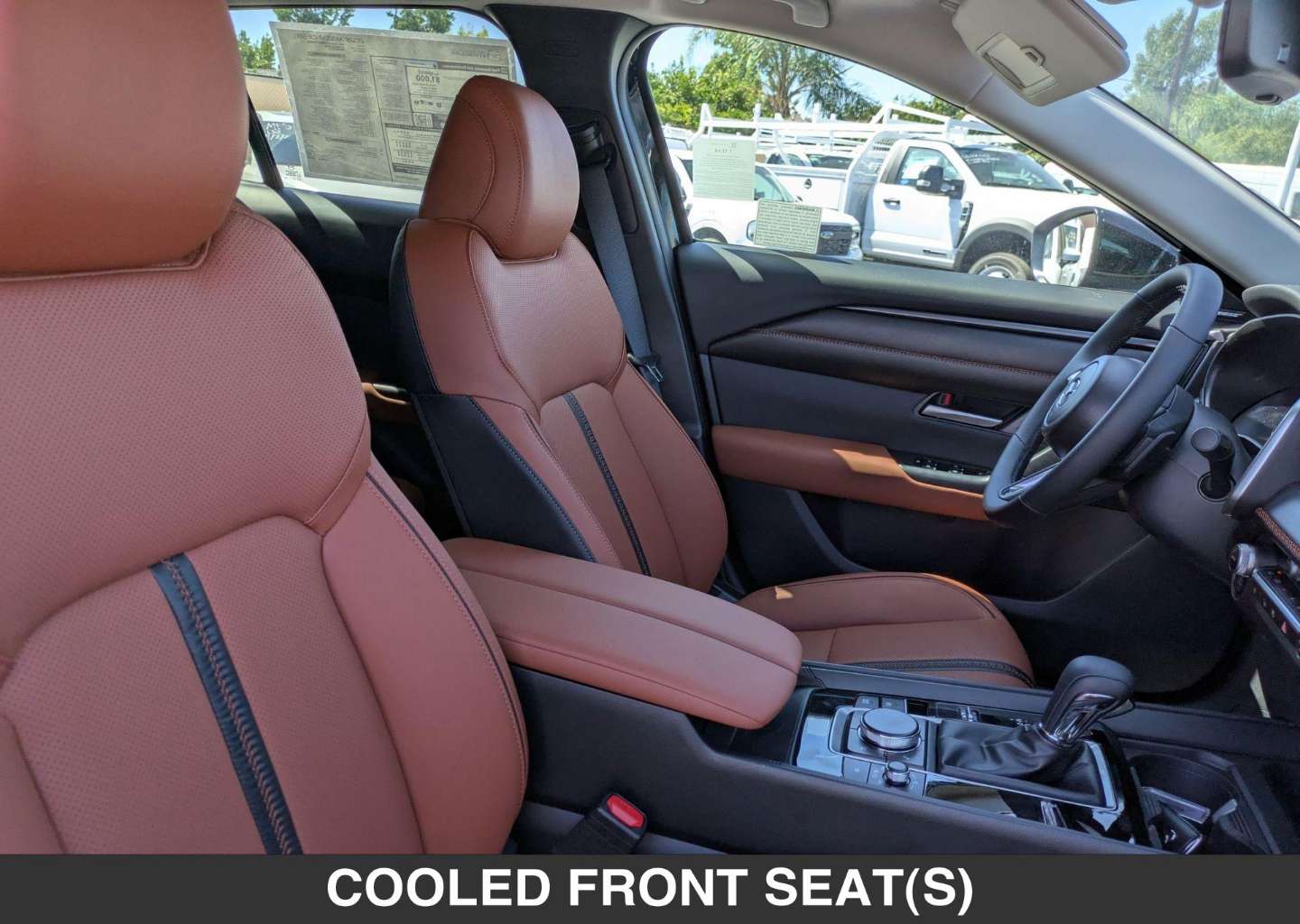 2025 Mazda CX-50 Premium - Photo 14
