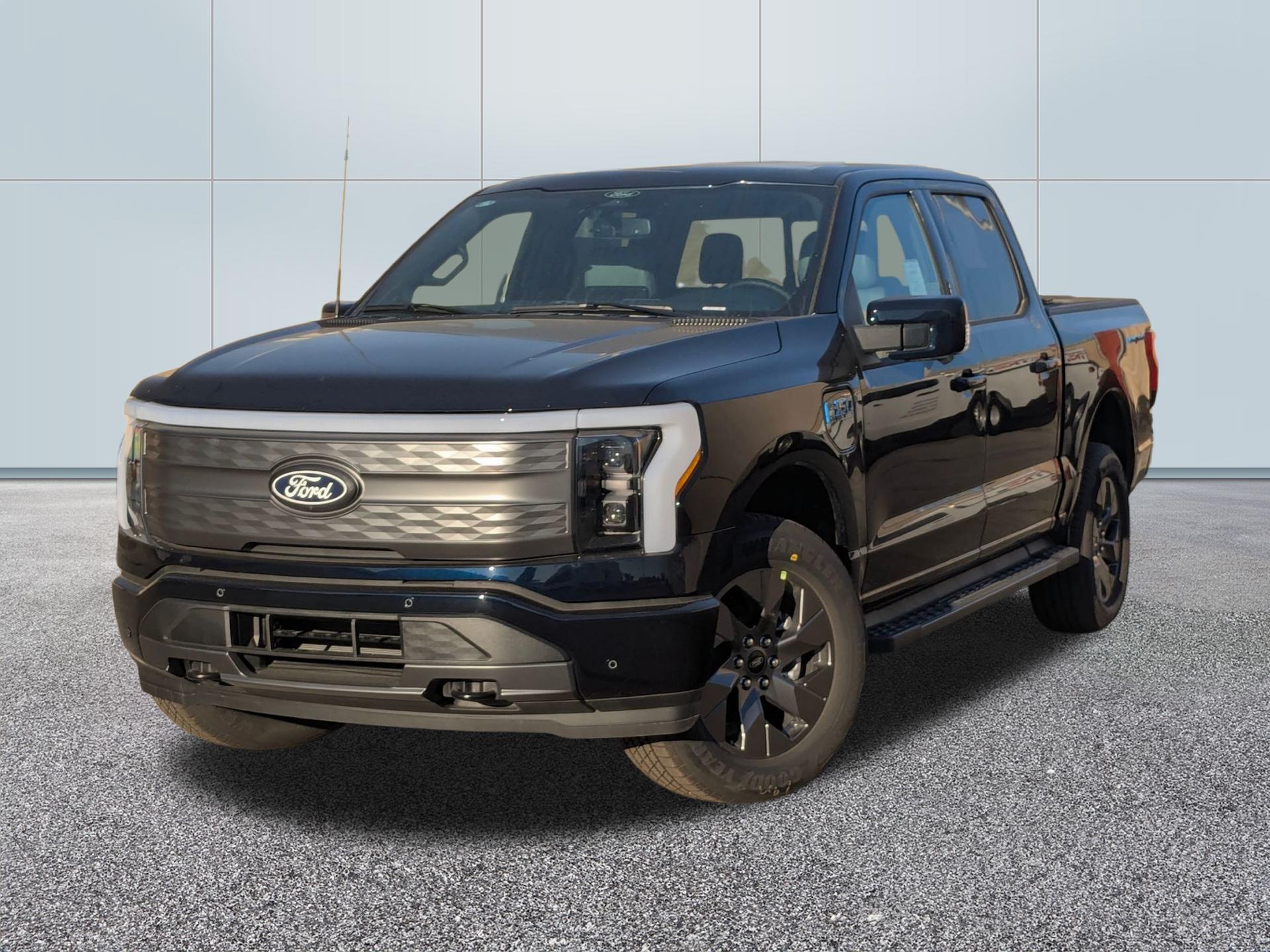 New 2025 Ford F-150 Lightning LARIAT