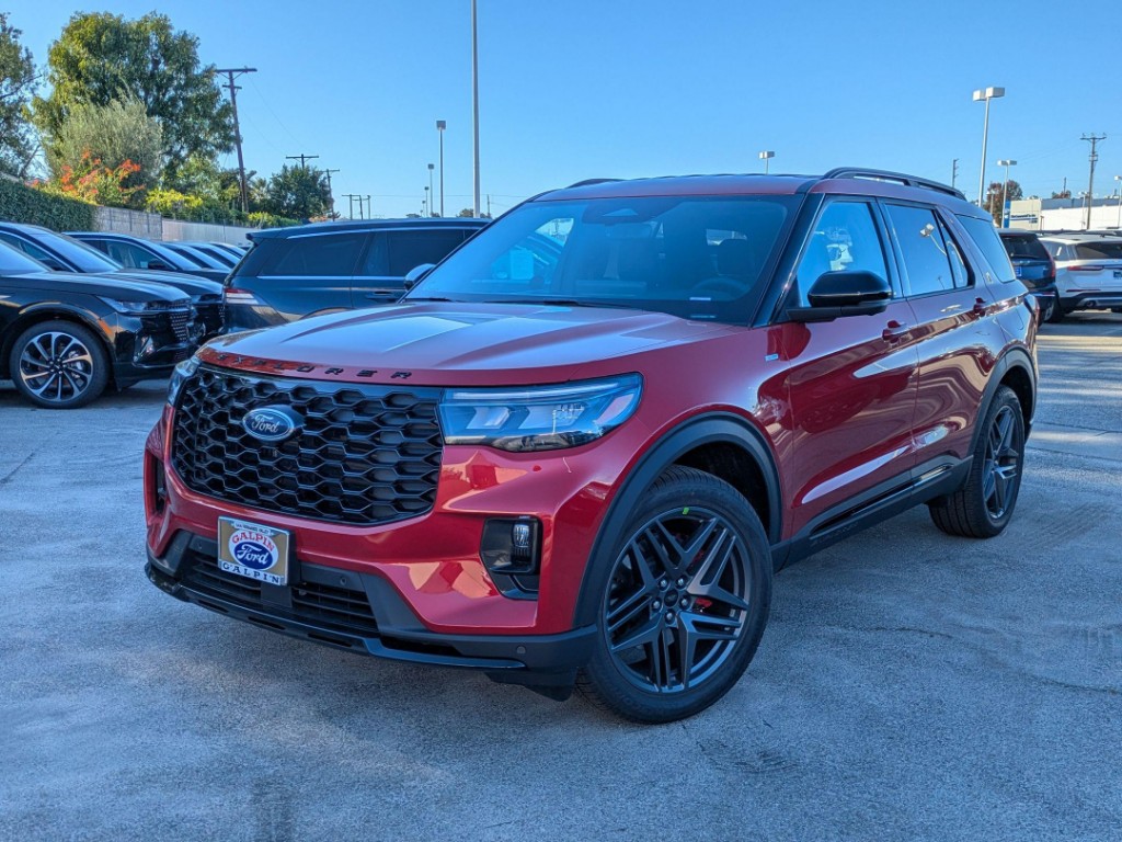 2026 Ford Explorer ST Line