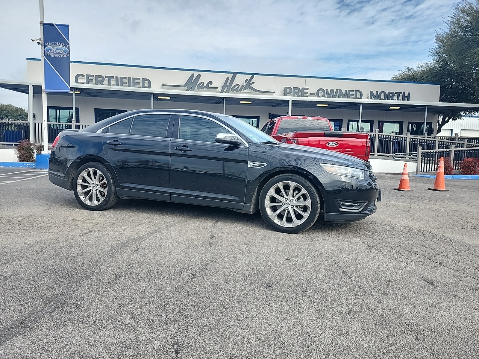 2018 Ford Taurus Limited