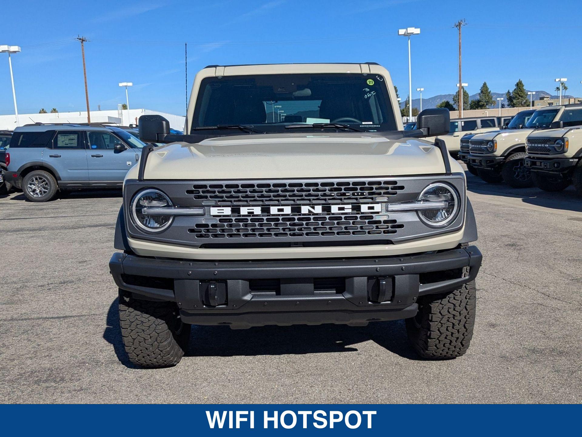 2025 Ford Bronco 4-Door Badlands - Photo 8