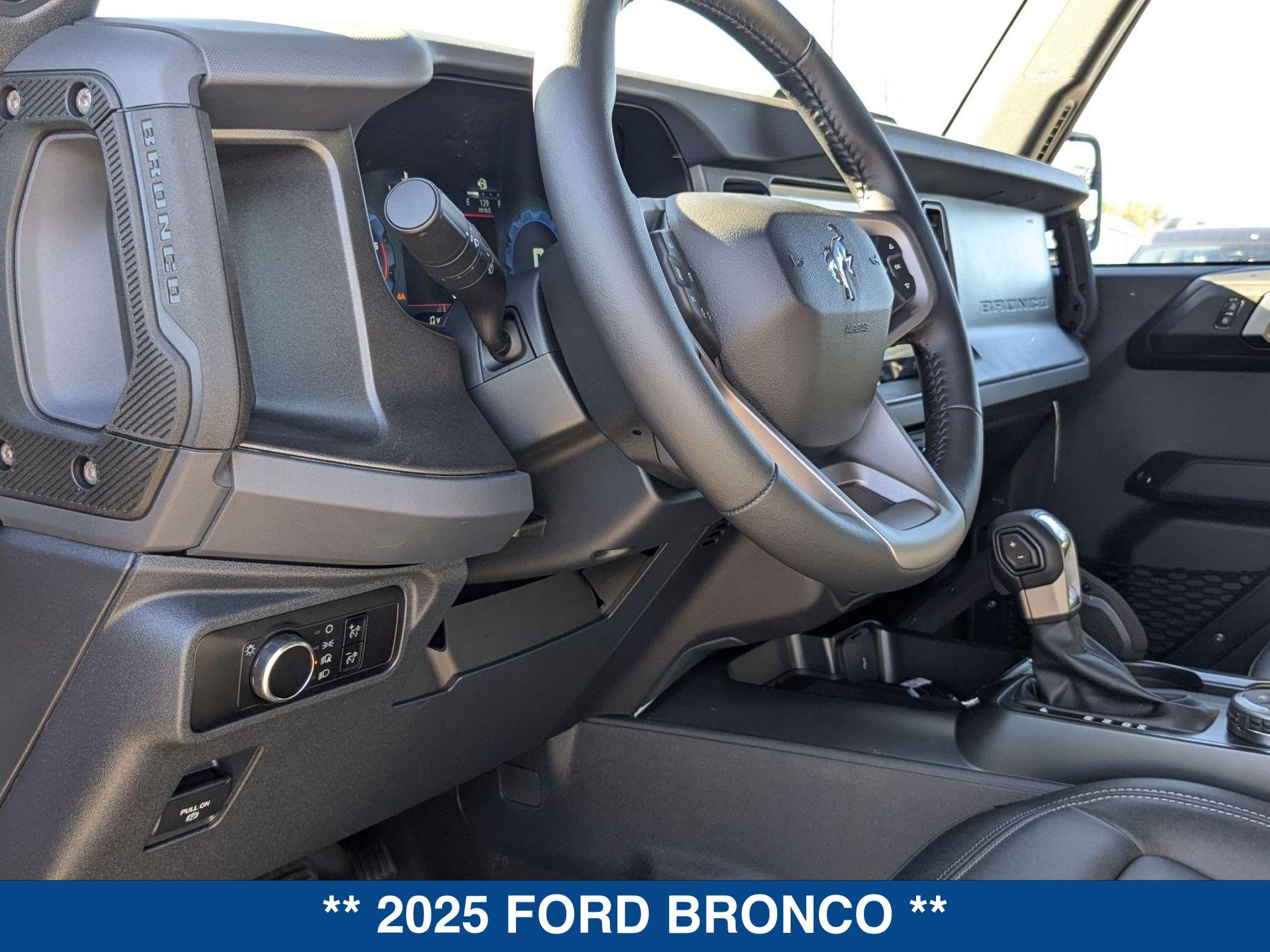 2025 Ford Bronco 4-Door Badlands - Photo 11