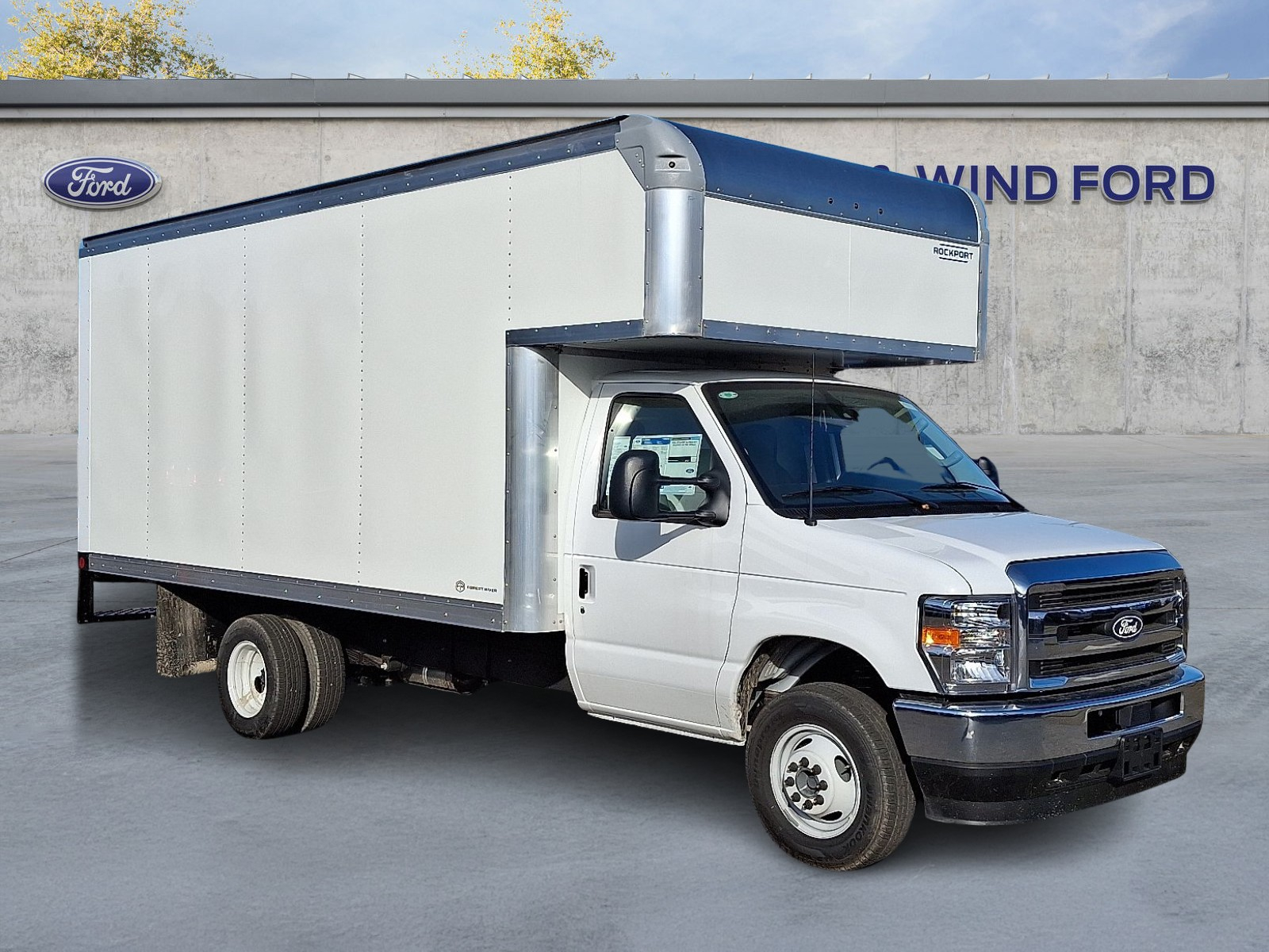 2026 Ford E-Series Box Van Base