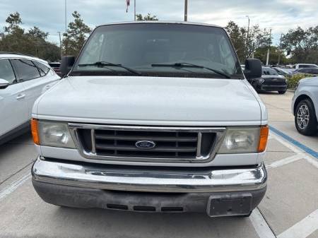 2007 Ford E-350SD XLT