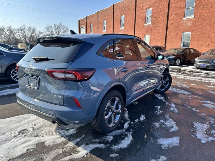 2024 Ford Escape ST-Line