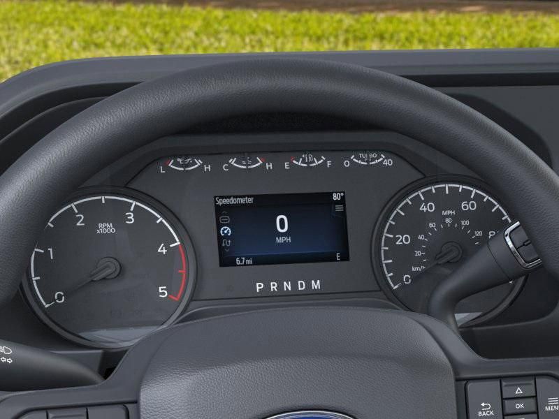 2025 Ford F-350 Super Duty Chassis Cab XLT - Photo 13