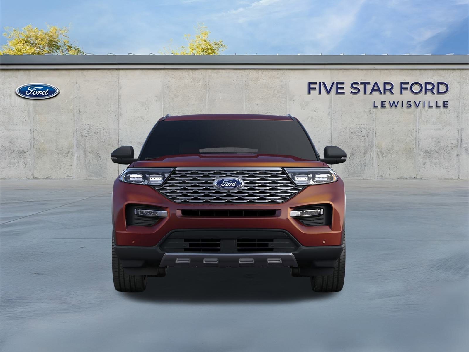 Used 2024 Ford Explorer XLT