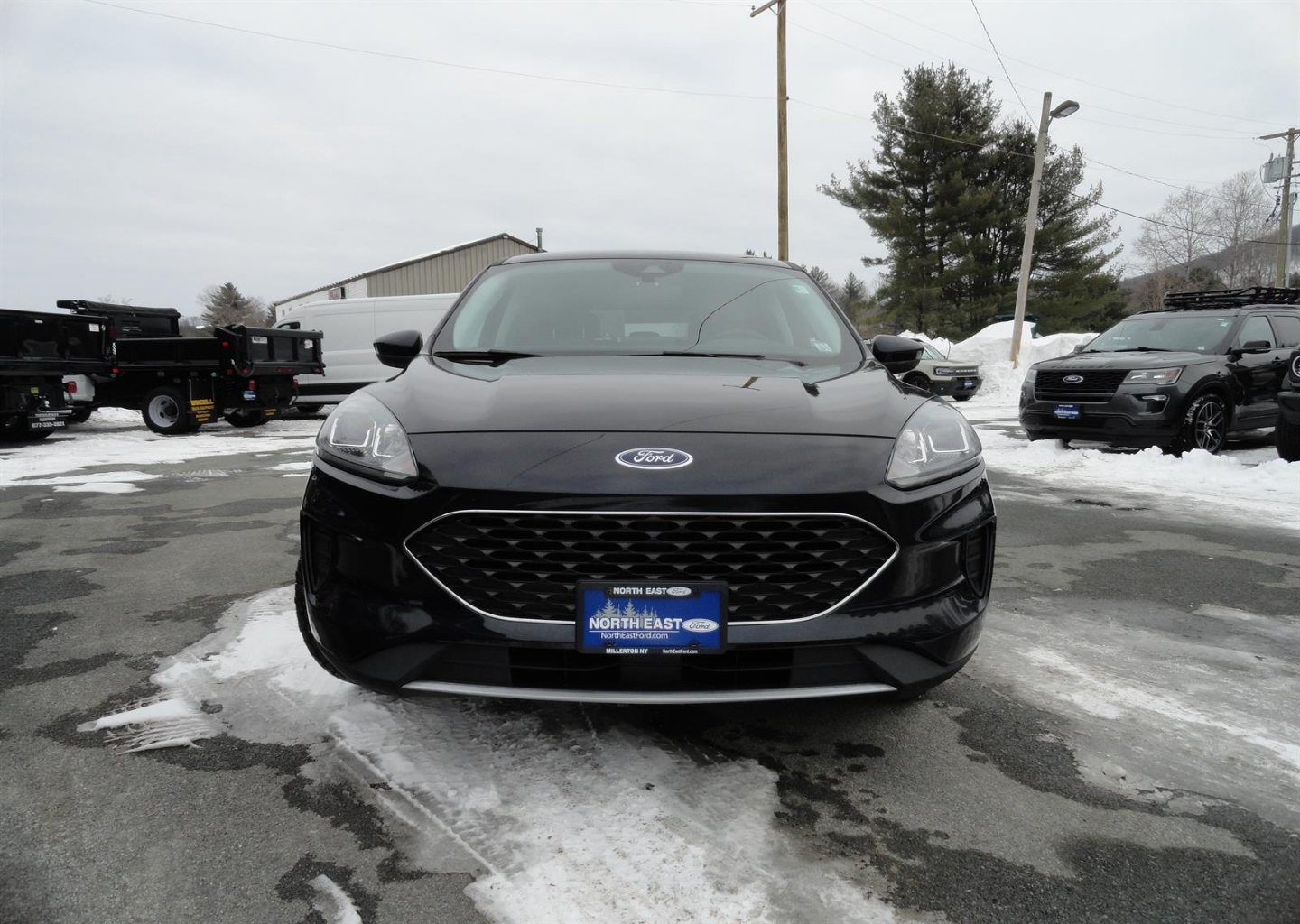 Used 2021 Ford Escape SE with VIN 1FMCU9G67MUA50985 for sale in Millerton, NY