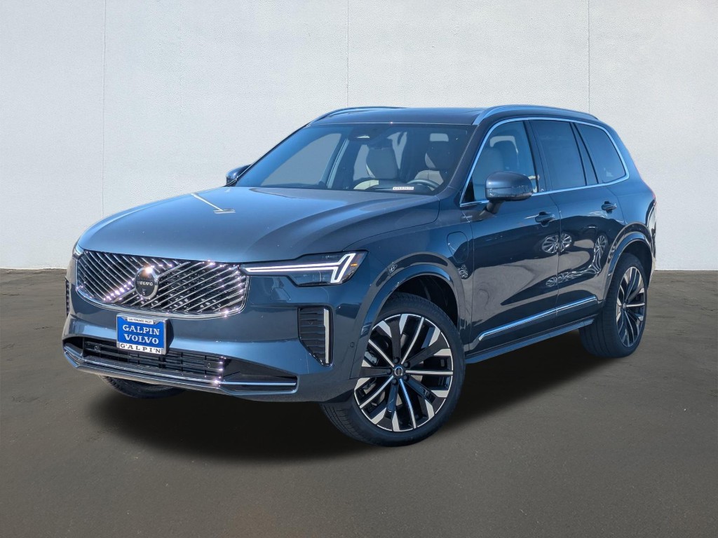 2026 Volvo XC90 Recharge Plug-In Hybrid T8 Ultra Bright