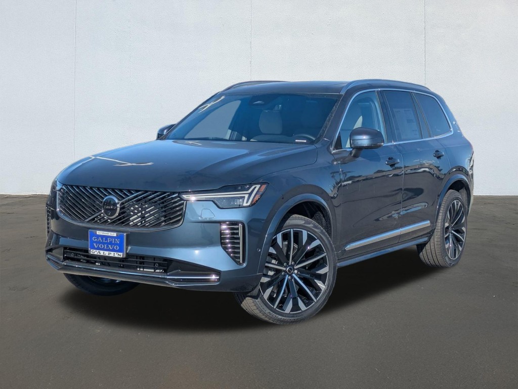 2026 Volvo XC90 B6 Plus Bright