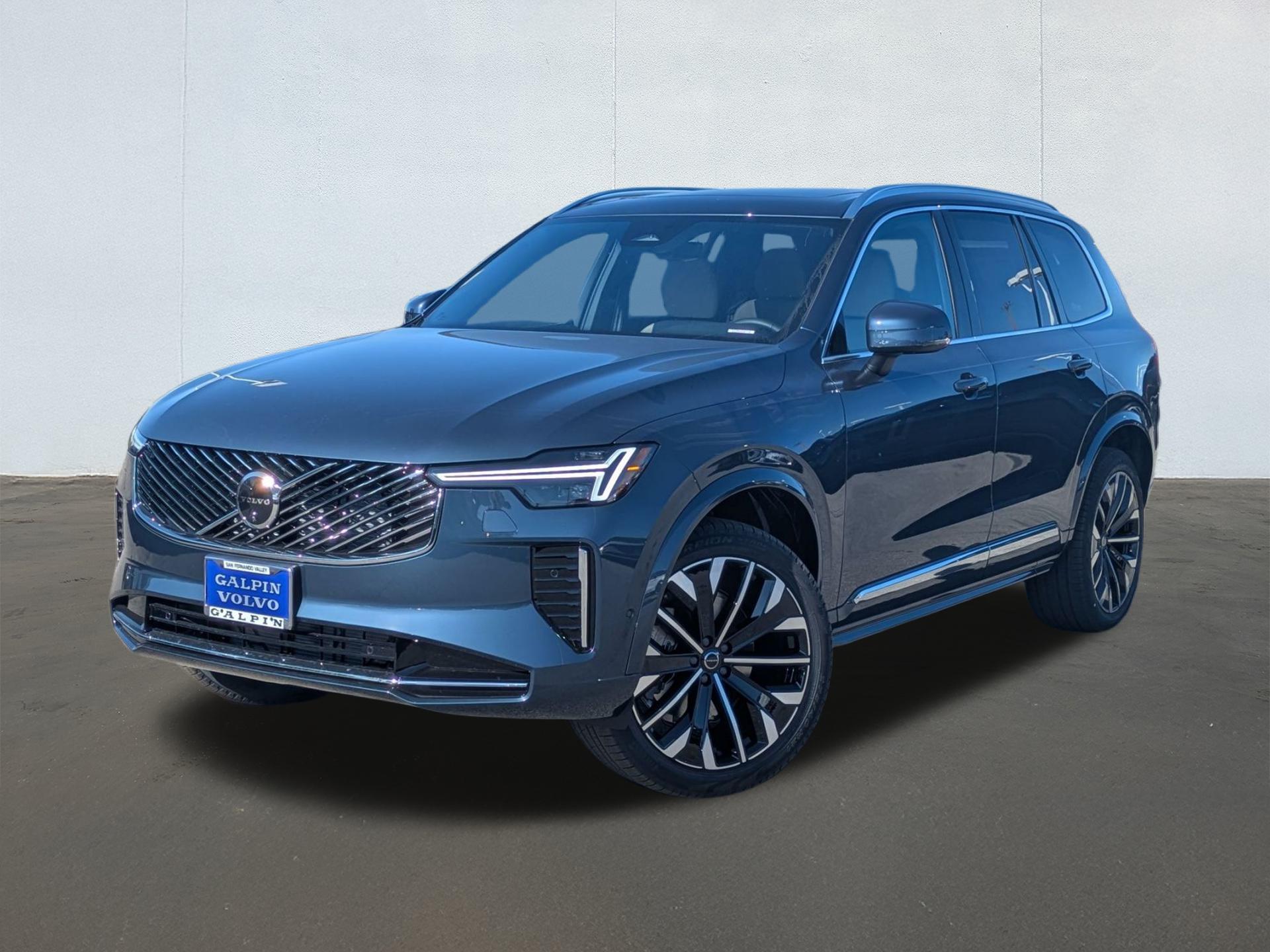 New 2026 Volvo XC90 B5 Plus Bright