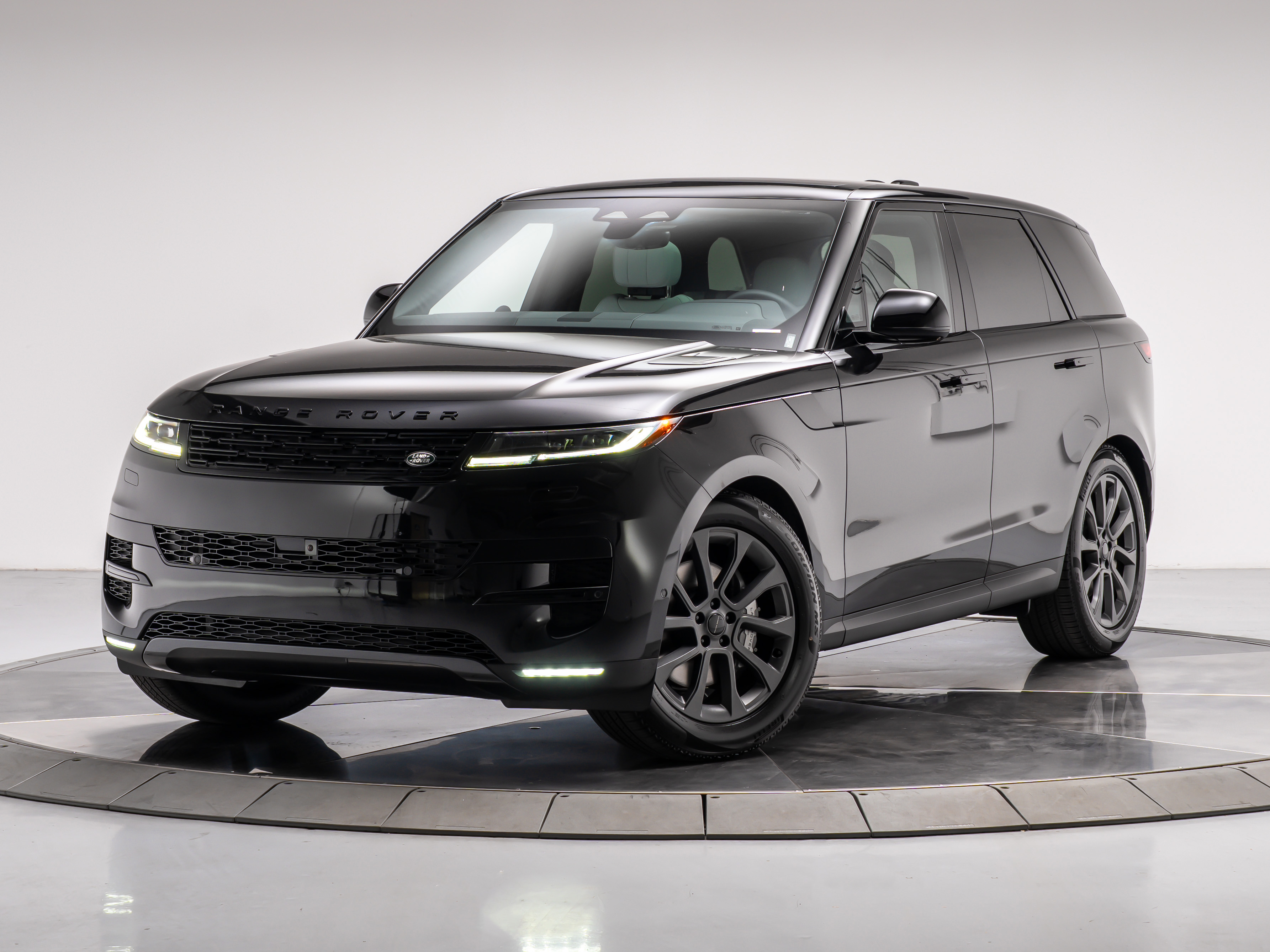 New 2026 Land Rover Range Rover Sport P360 SE