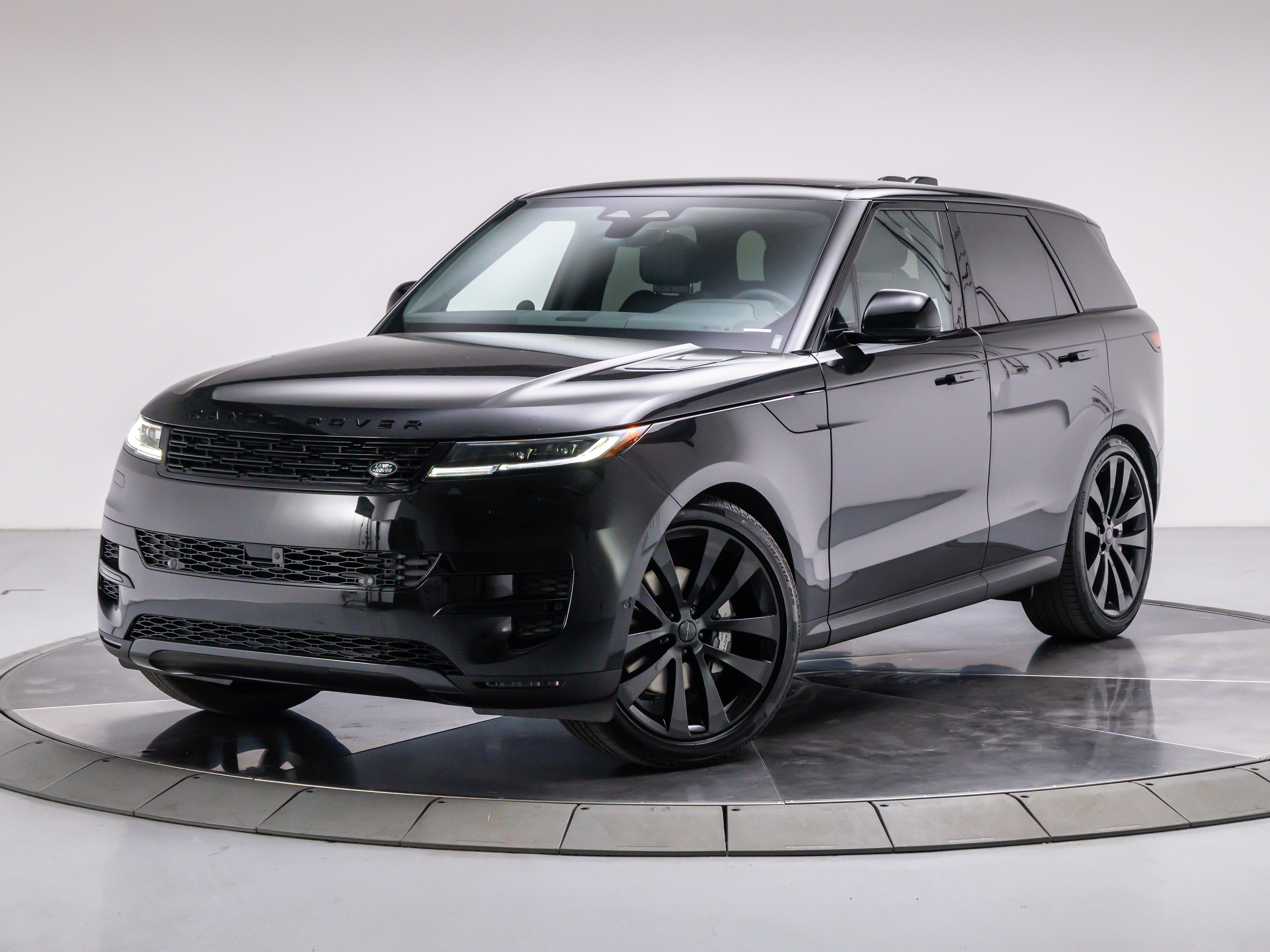 New 2026 Land Rover Range Rover Sport P360 SE