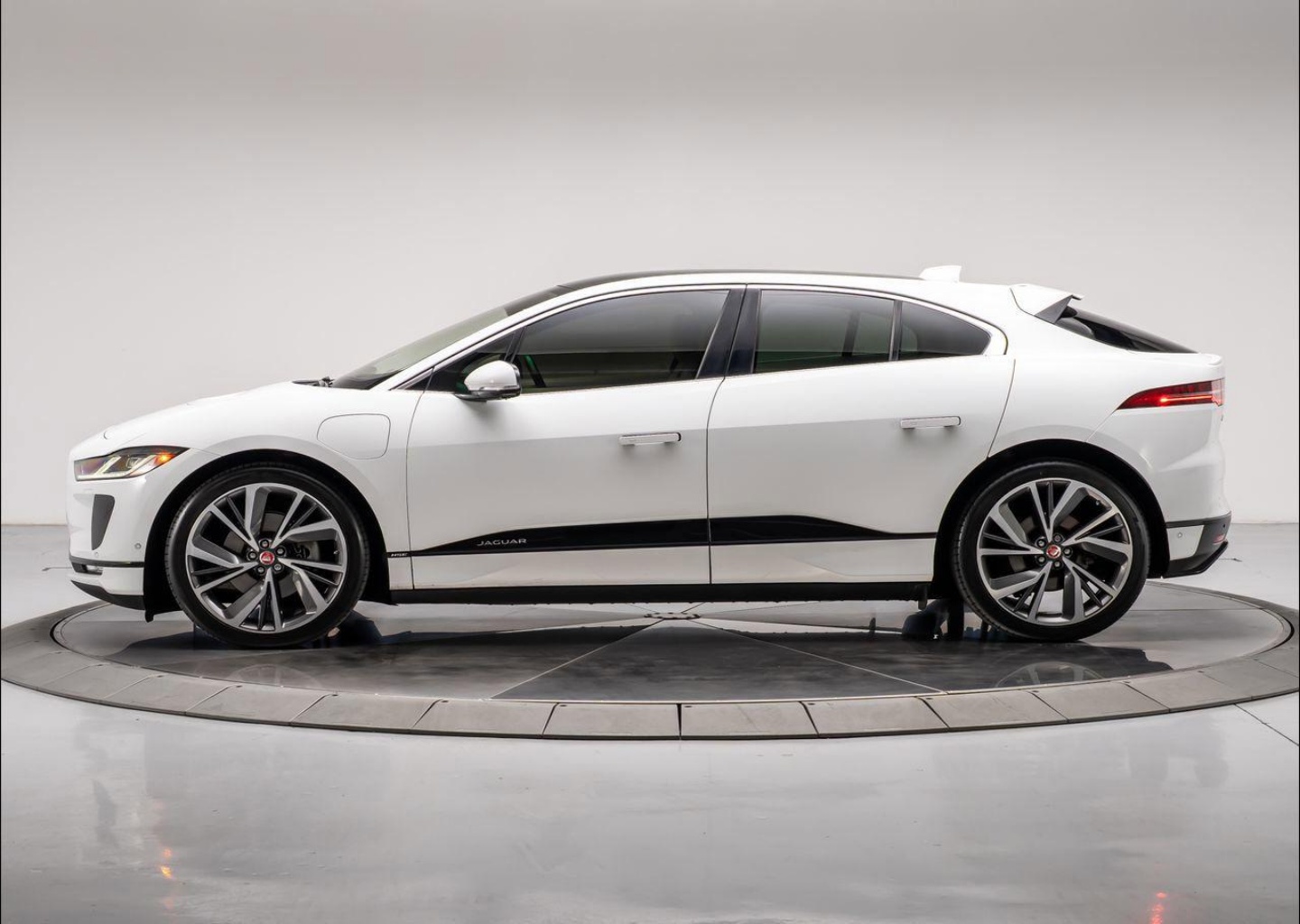 Used 2020 Jaguar I-PACE HSE with VIN SADHD2S17L1F83889 for sale in Los Angeles, CA