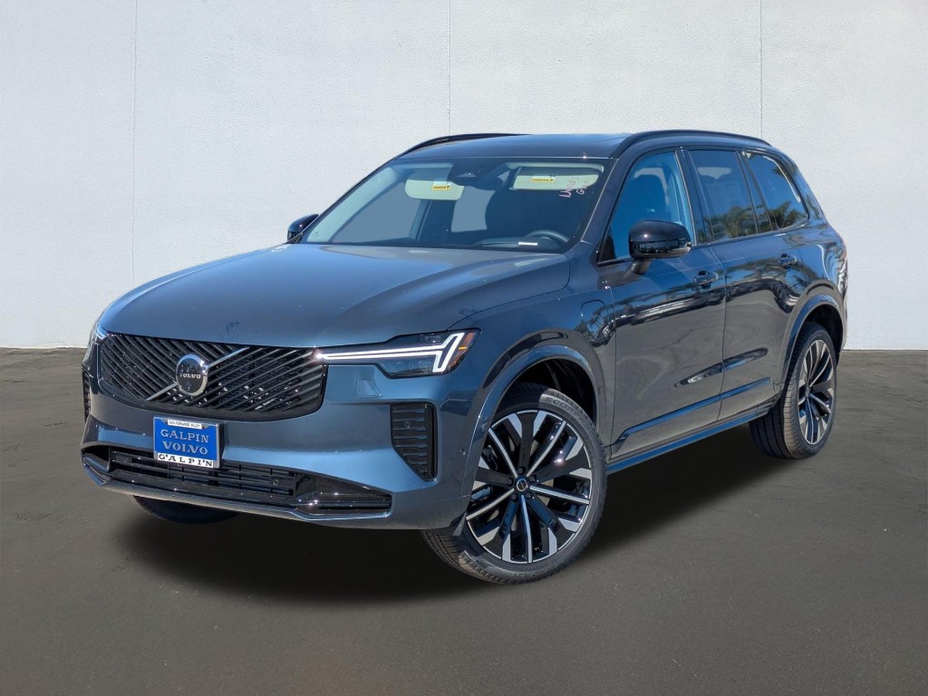 2026 Volvo XC90 Recharge Plug-In Hybrid T8 Ultra