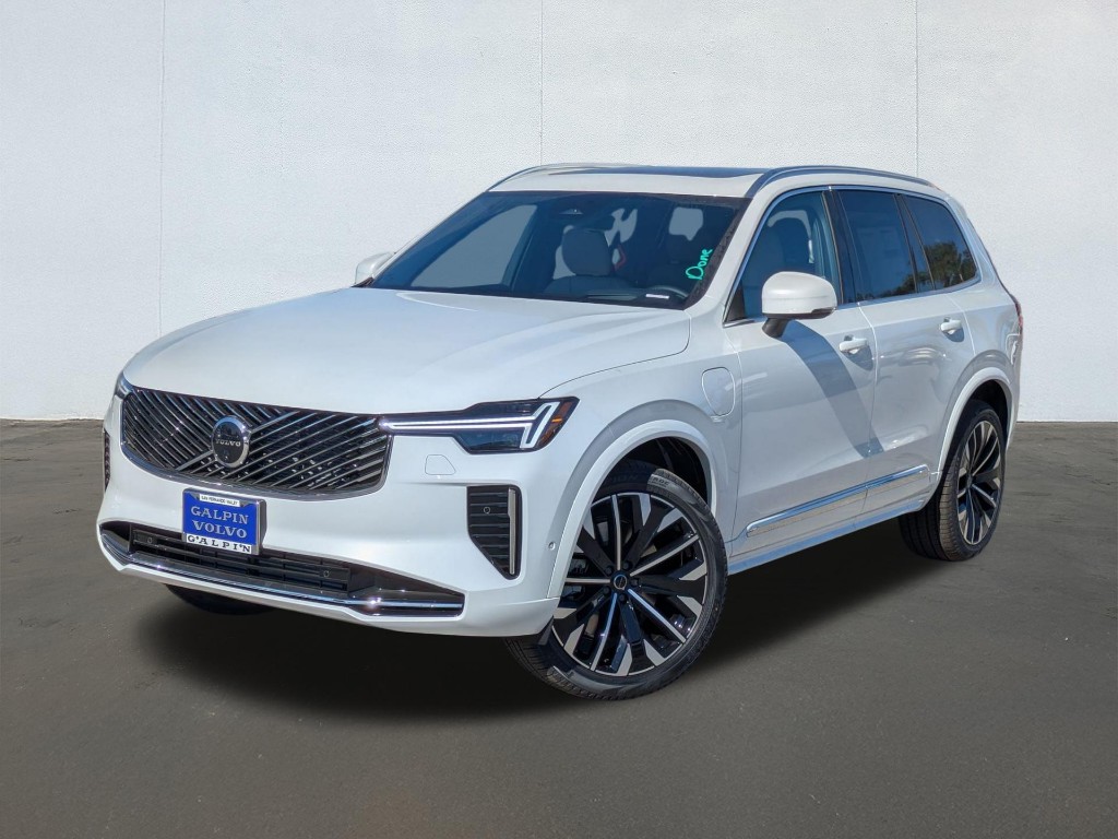 2026 Volvo XC90 Recharge Plug-In Hybrid T8 Ultra Bright