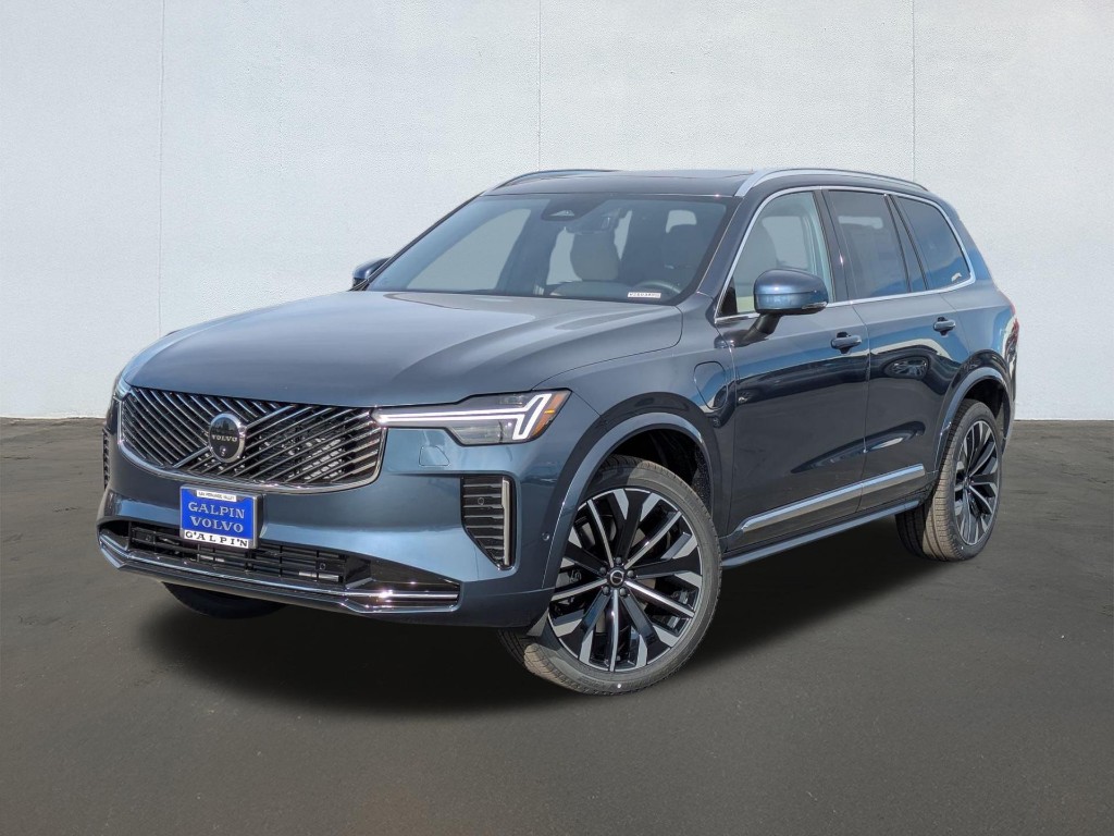 2026 Volvo XC90 Recharge Plug-In Hybrid T8 Plus Bright