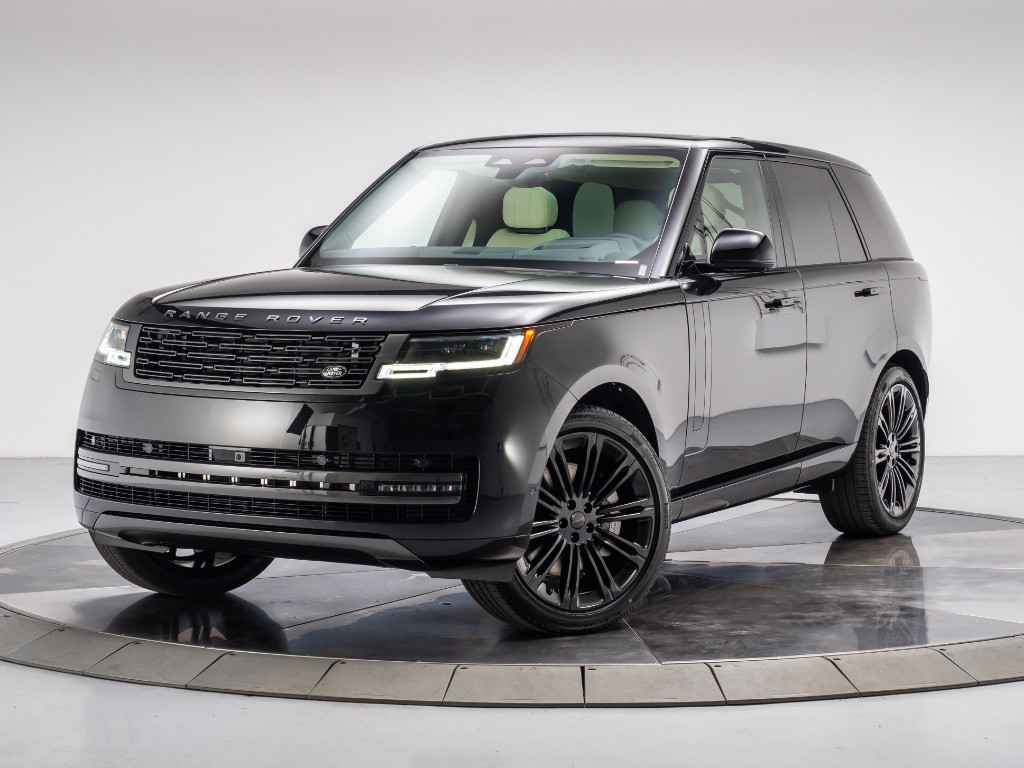 2026 Land Rover Range Rover P530 SE