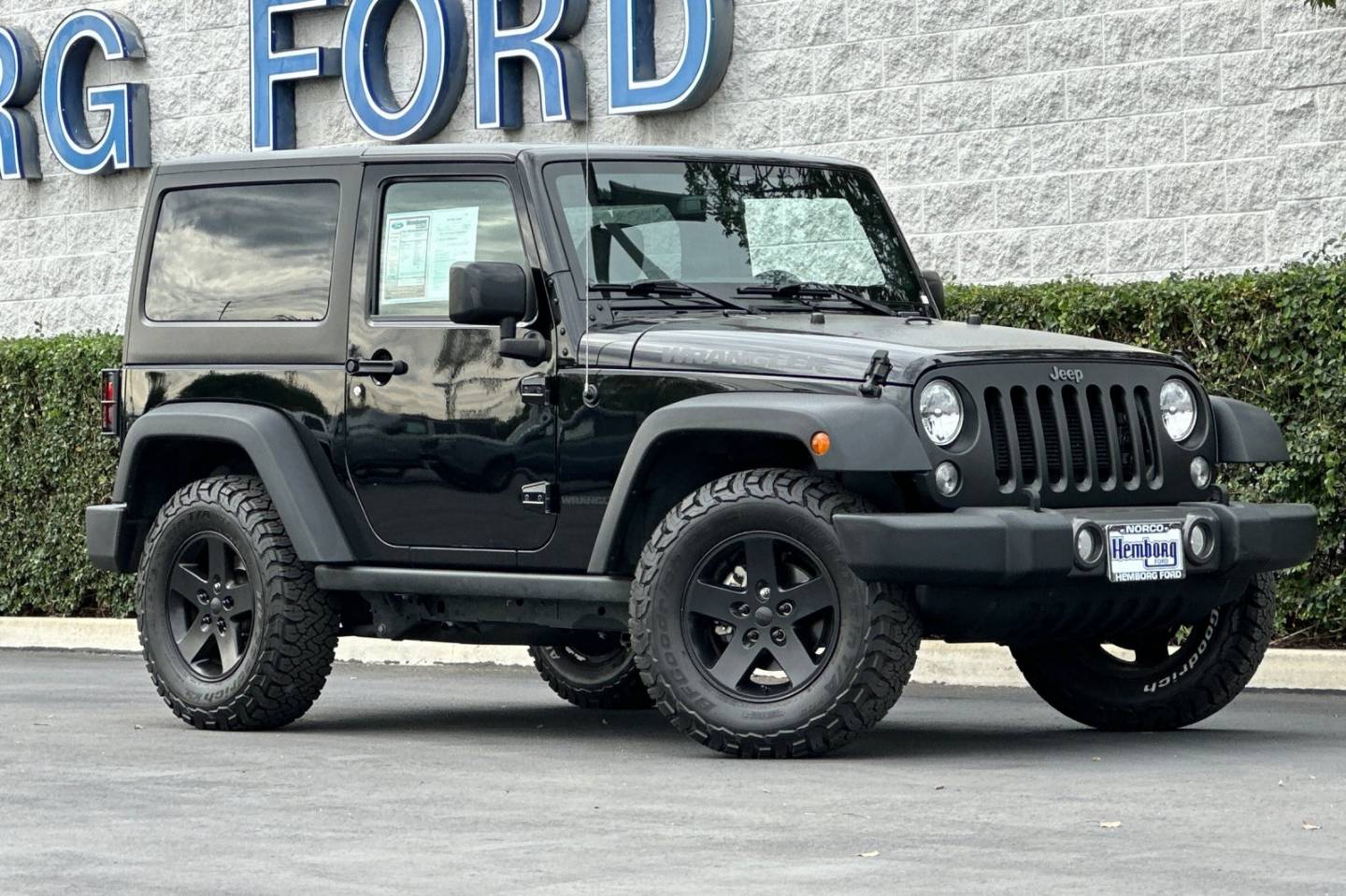 Used 2017 Jeep Wrangler Big Bear with VIN 1C4AJWAG9HL608934 for sale in Norco, CA