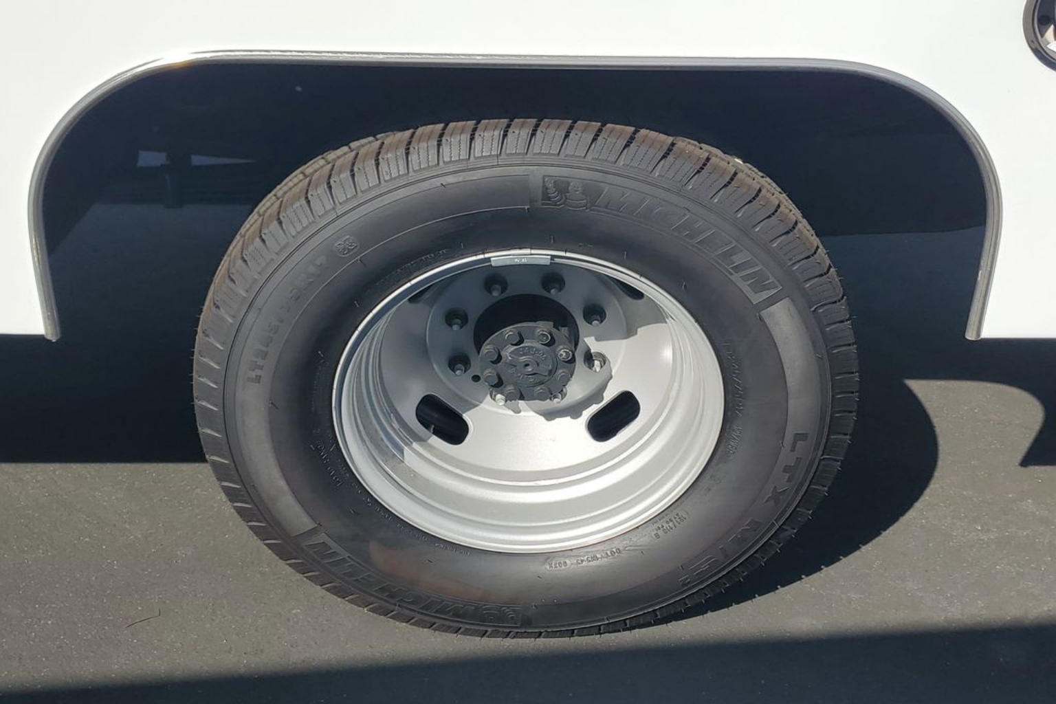 2026 Ford F-350 Super Duty Chassis Cab XL - Photo 8