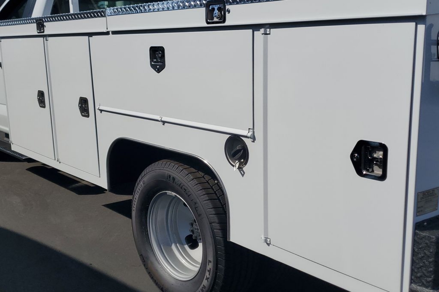 2026 Ford F-350 Super Duty Chassis Cab XL - Photo 10