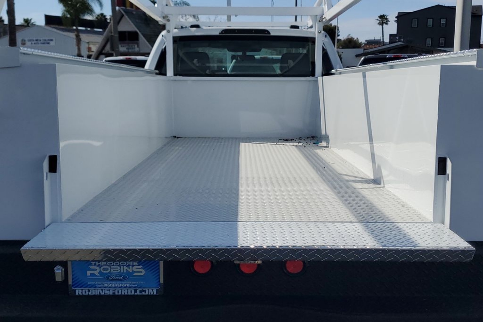 2026 Ford F-350 Super Duty Chassis Cab XL - Photo 11