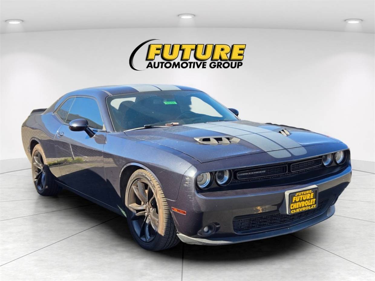 2017 Dodge Challenger SXT