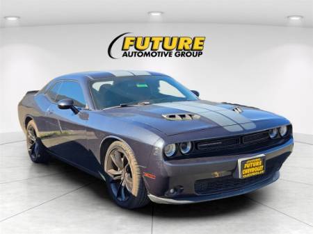 2017 Dodge Challenger SXT
