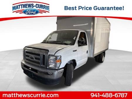 2025 Ford E-450SD Base