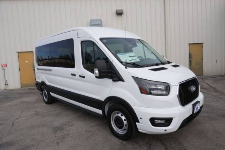 2026 Ford Transit Passenger Wagon XL