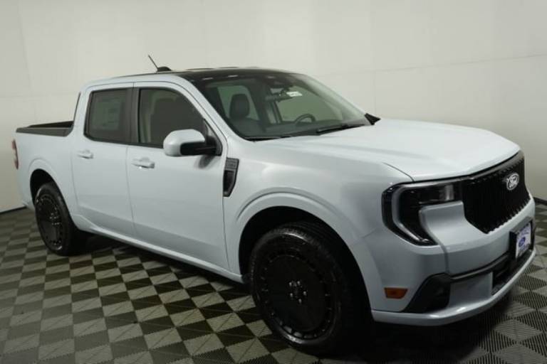 2026 Ford Maverick Lobo Standard