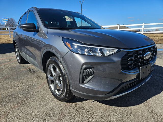 Used 2025 Ford Escape ST-Line with VIN 1FMCU9MN3SUB20068 for sale in Kansas City