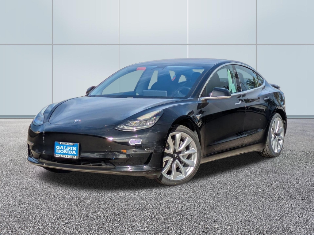 2018 Tesla Model 3 Long Range