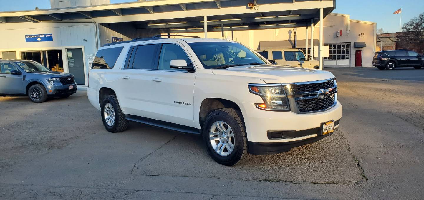 2016 Chevrolet Suburban LT