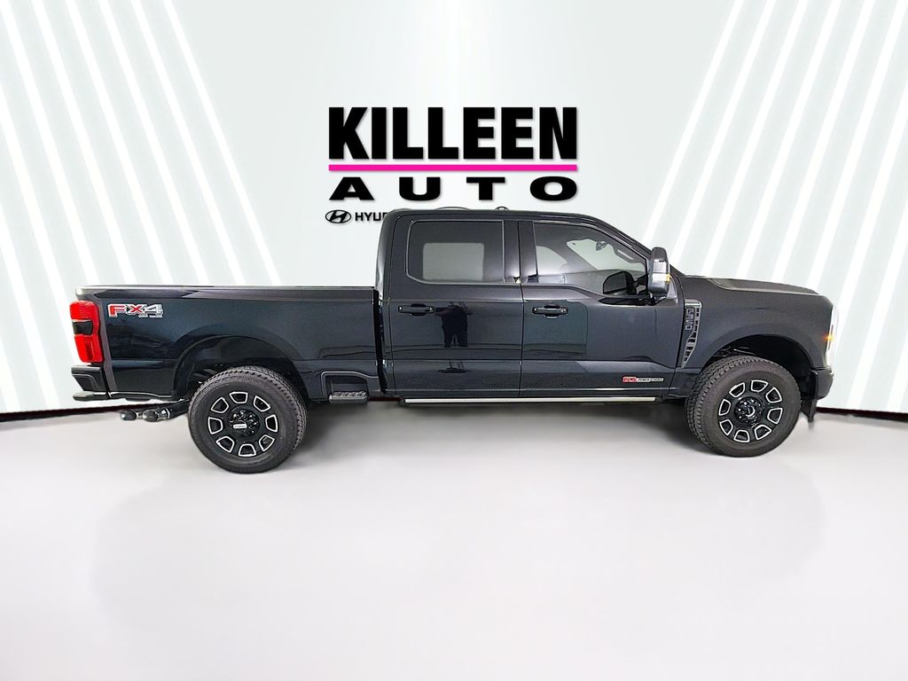 2025 Ford F-350 Super Duty Platinum - Photo 8