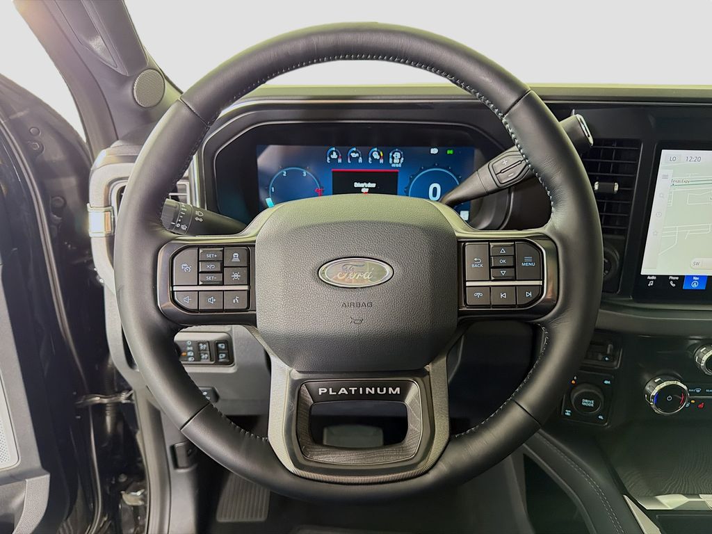 2025 Ford F-350 Super Duty Platinum - Photo 12