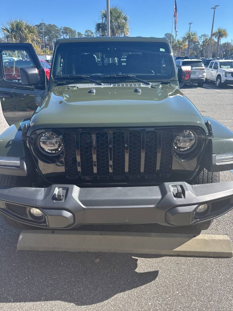 2022 Jeep Gladiator Altitude