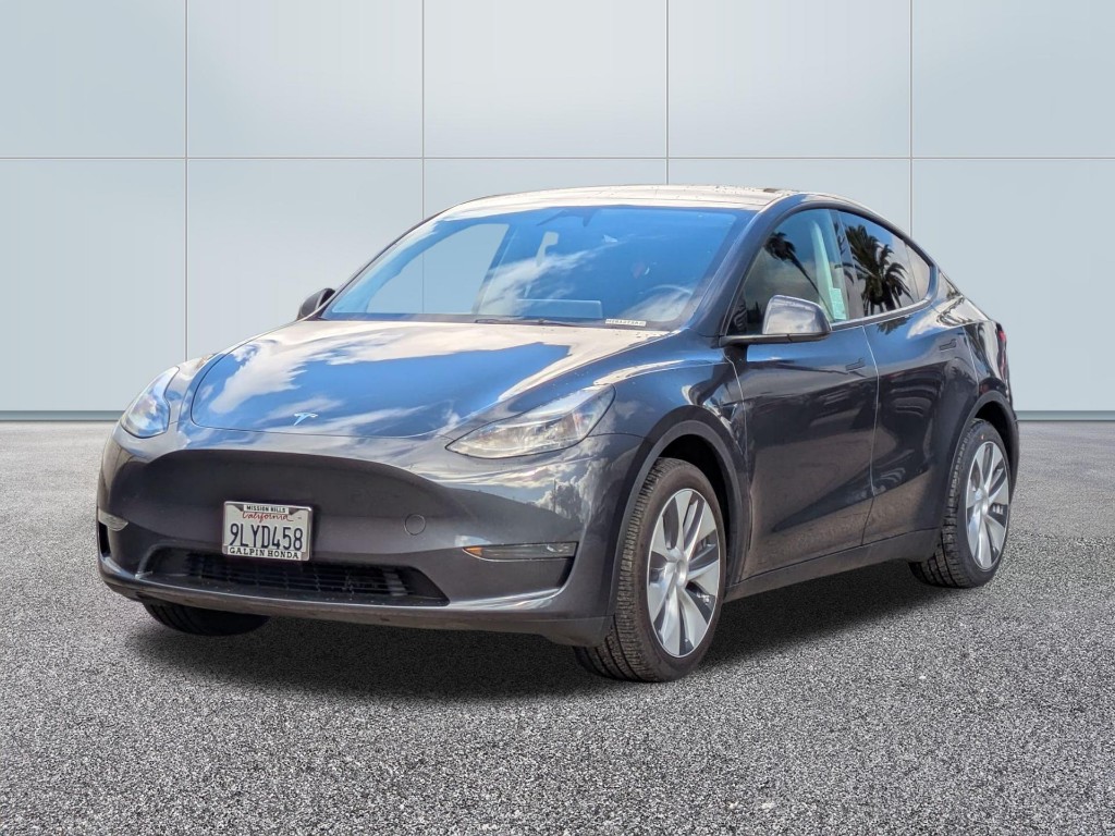 2024 Tesla Model Y Long Range Dual Motor ALL-Wheel Drive
