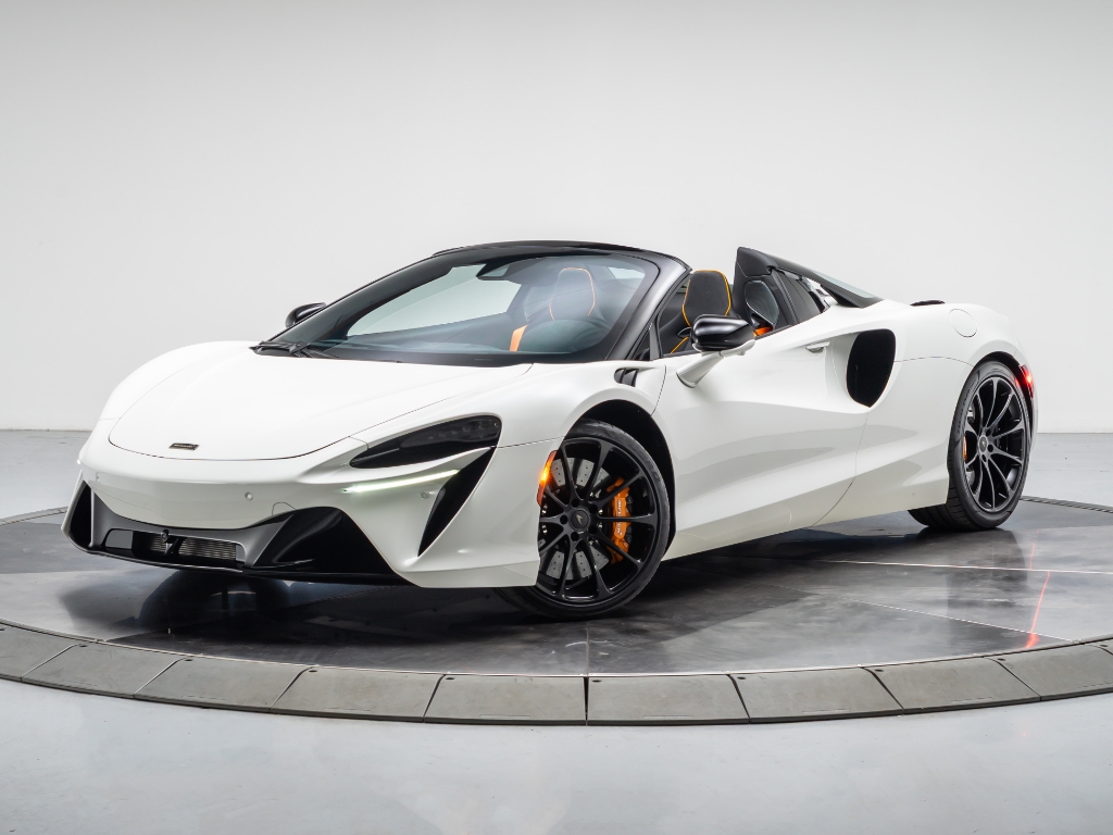 2025 McLaren Artura Spider