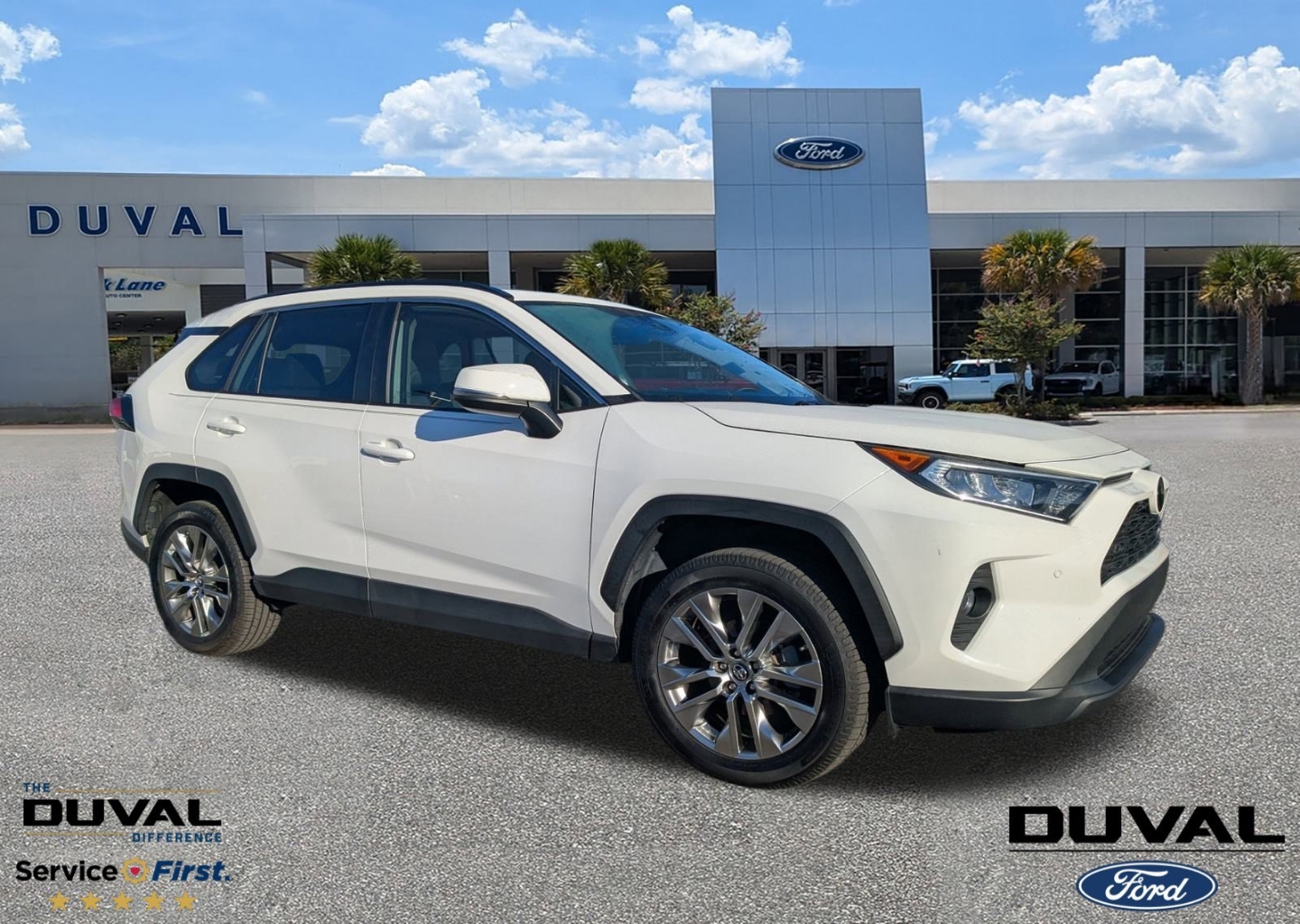 2019 Toyota RAV4 XLE Premium