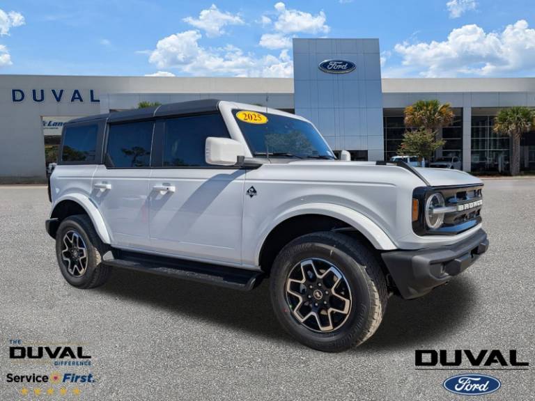 2025 Ford Bronco Outer Banks