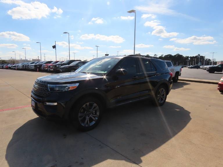 2022 Ford Explorer XLT RWD