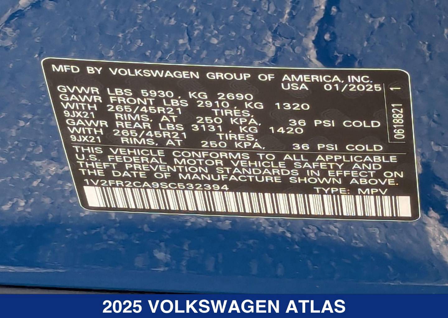 2025 Volkswagen Atlas SEL Premium R-Line - Photo 21