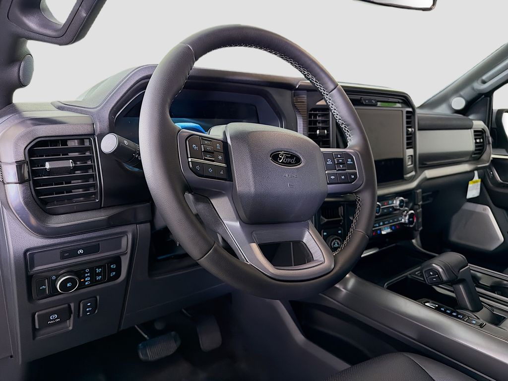 2025 Ford F-150 Lariat - Photo 9